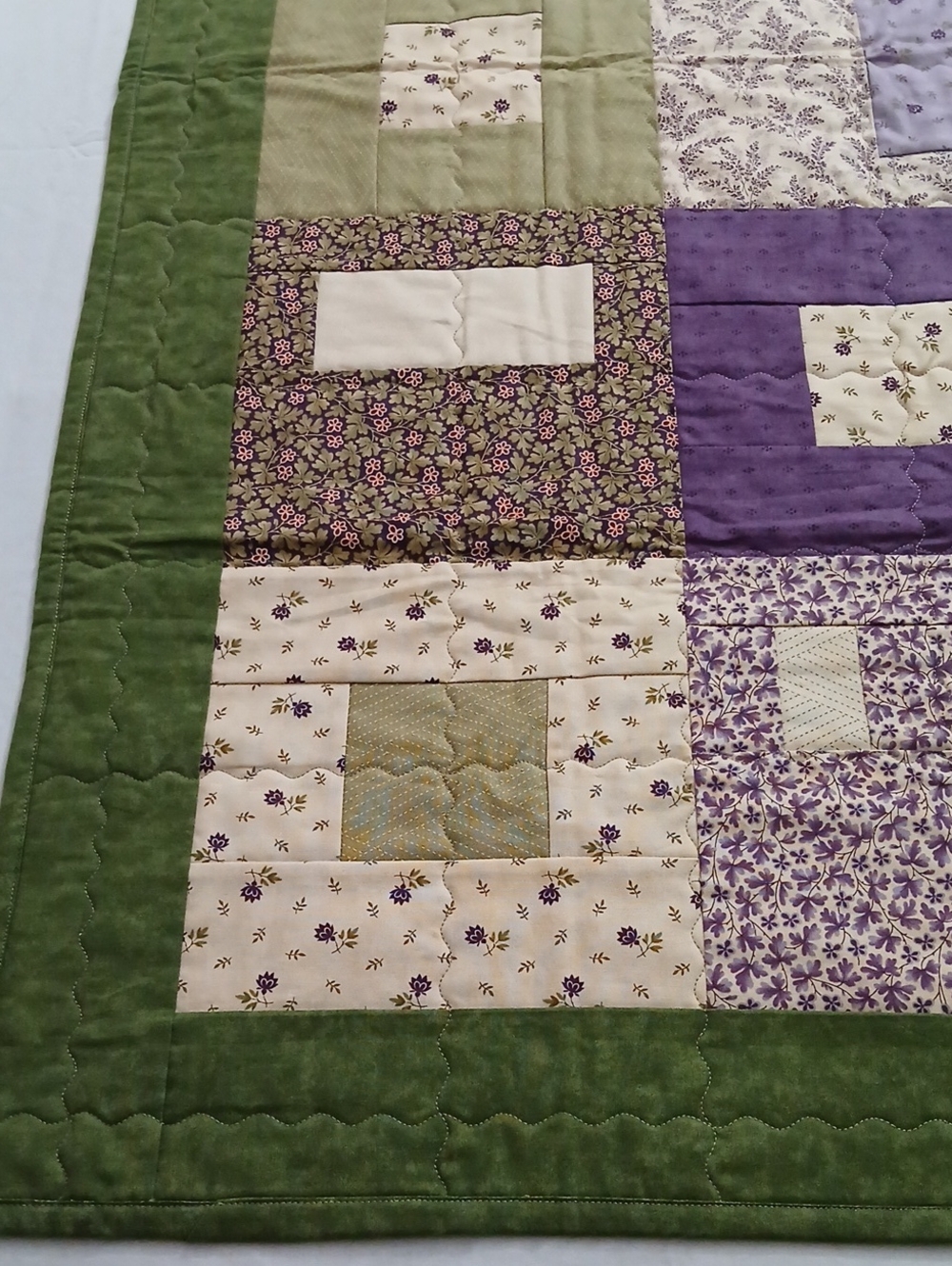 Homemade Botanical Quilt - Picture 6 of 16